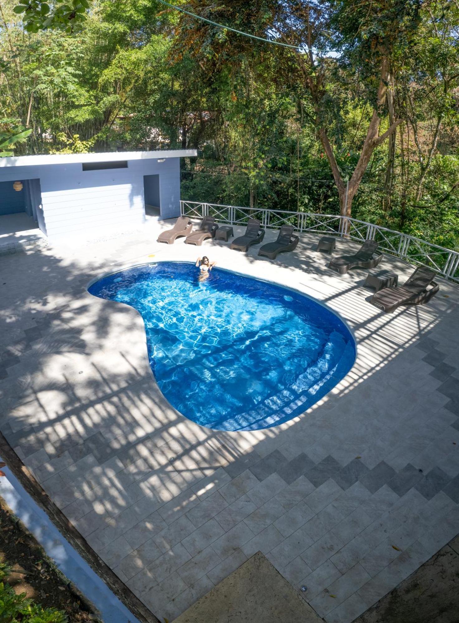 Hotel Mono Azul 奎波斯城 外观 照片