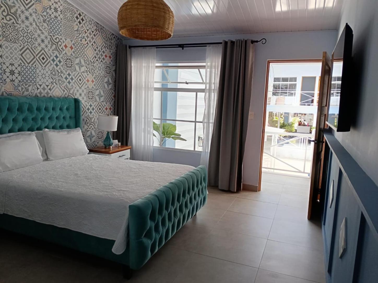 Hotel Mono Azul 奎波斯城 外观 照片